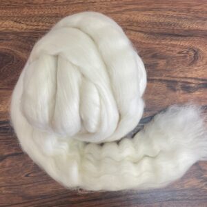 Merino wool roving naturual color