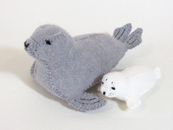 Seals sewing kit