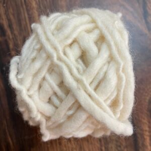Dyeable dread style yarn